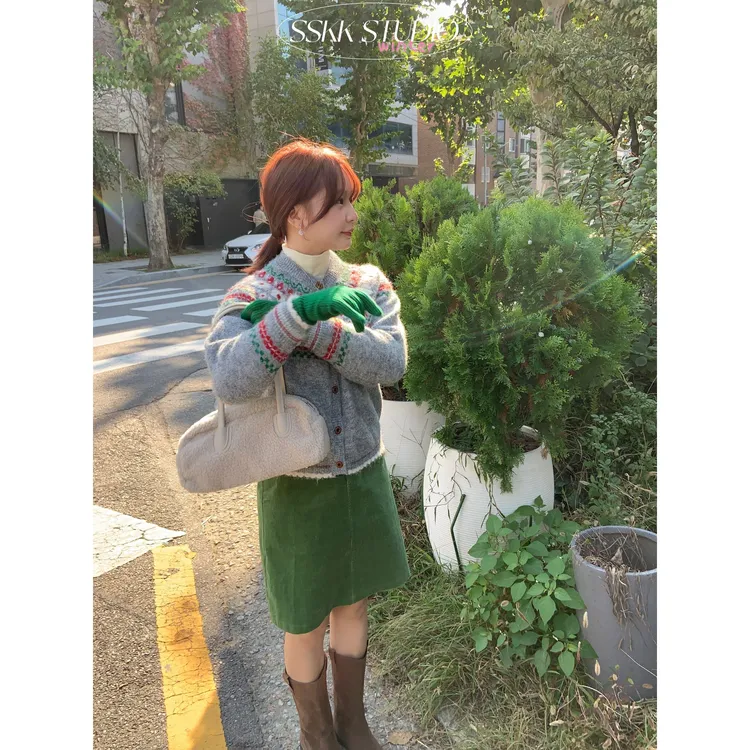 KMZY/KMZY山_山【韩女街头】微胖韩版早秋牛油果色灯芯绒高腰中裙女