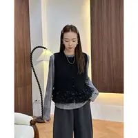 小静静一会【木耳边马甲】2025秋季新款休闲无袖上衣2509C6194