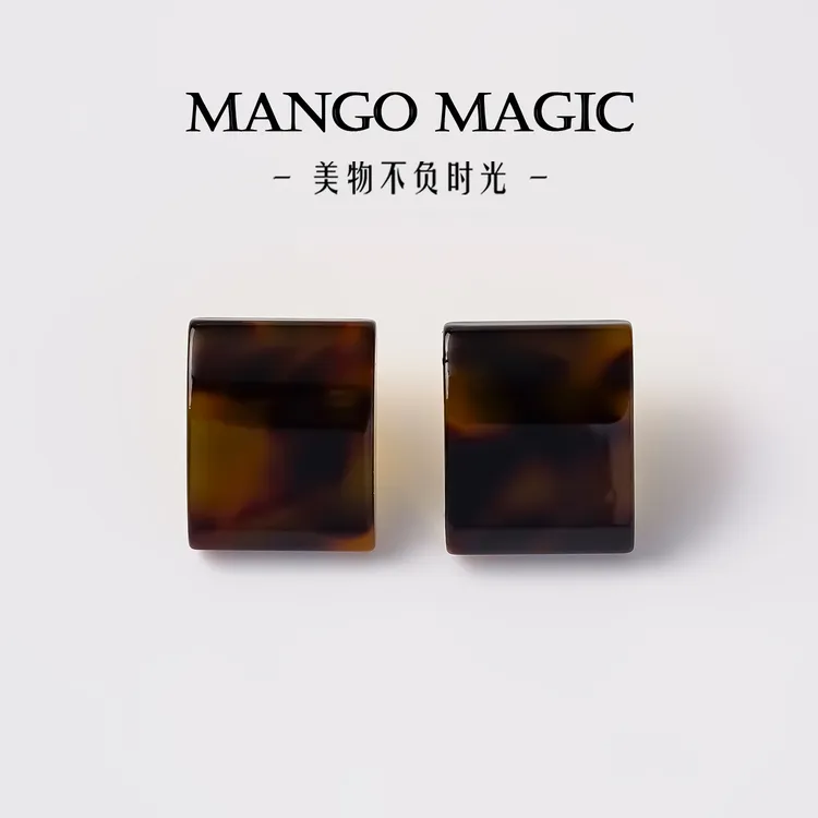 铜合金耳饰 欧美方形深咖色耳环小众时尚轻奢百搭耳饰 123-10002