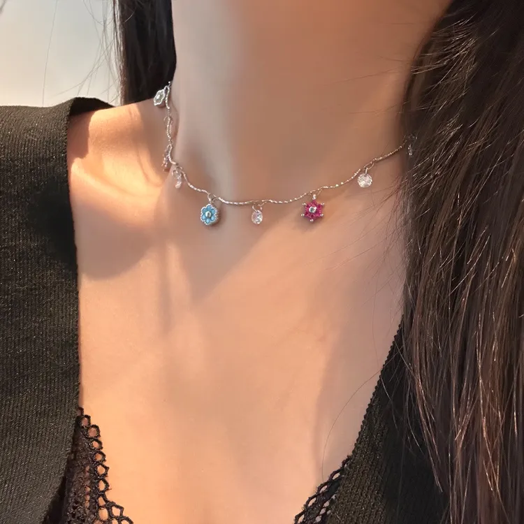 oushipei/欧诗佩 铜合金合成锆石项链  彩色小花项链轻奢镶钻颈链