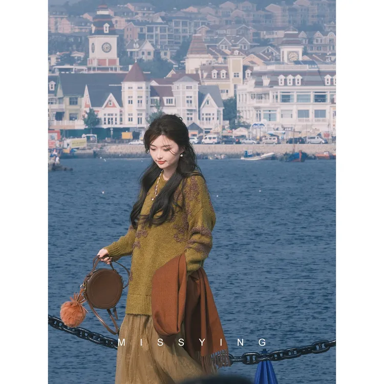 应小姐【收藏家】微胖大码显瘦洋气时尚气质温柔假两件毛衣连衣裙