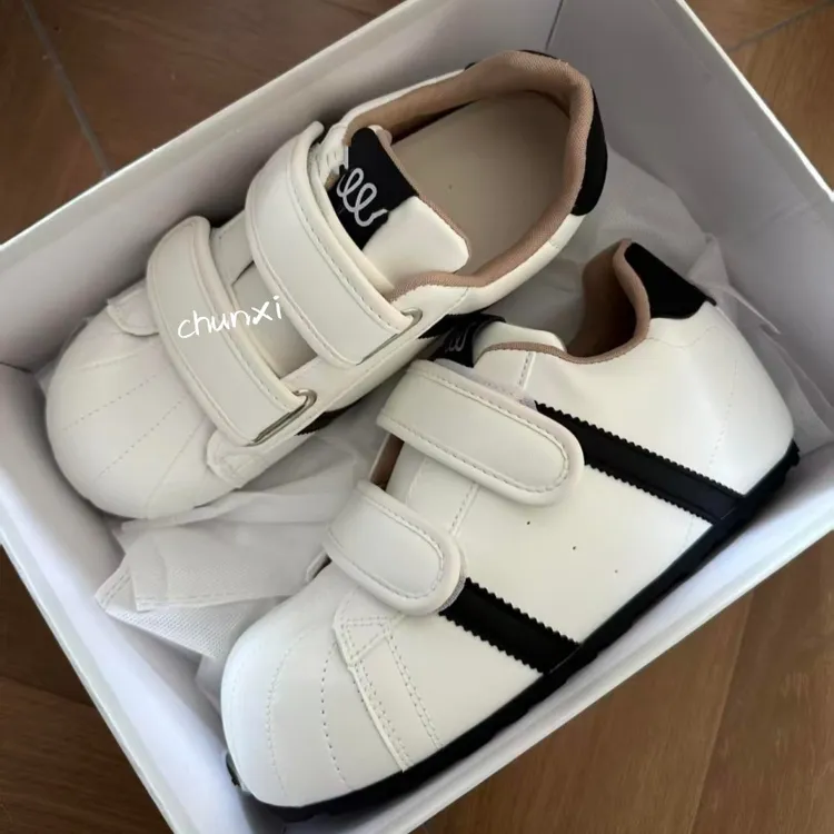 魔术贴丑萌贝壳头德训鞋女2025秋季新款百搭内增高休闲运动小白鞋