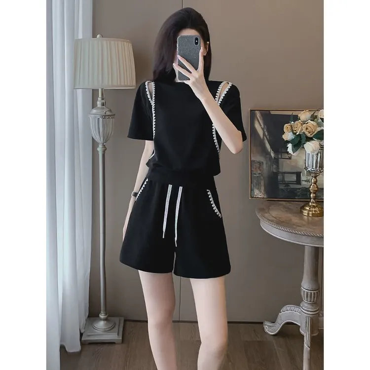 网红运动休闲套装女夏季宽松时尚减龄洋气炸街露肩短袖短裤两件套