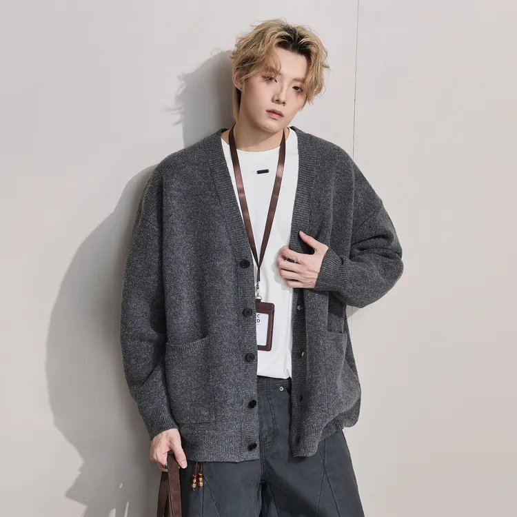 灰色针织开衫毛衣男痞帅秋冬潮牌纯色休闲上衣慵懒情侣通勤外套