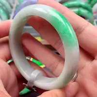 翡翠手镯未镶嵌翡翠