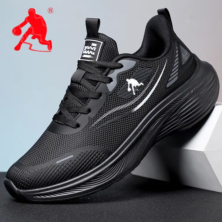 乔男鞋丹新款秋冬休闲皮面防水运动鞋加绒轻便软底减震跑步鞋男款