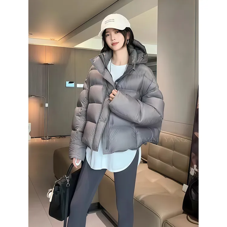灰色龟背羽绒服女2025冬季新款小个子泡芙宽松扣白鸭绒保暖面包服