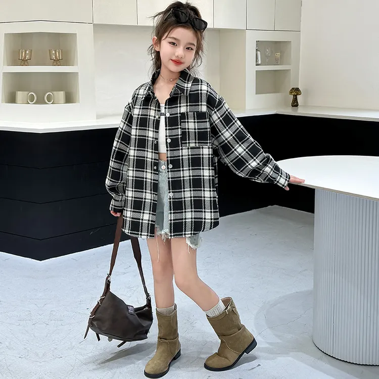 女童春装上衣2025春款学院风宽松休闲翻领洋气衬衣中大童长袖衬衫