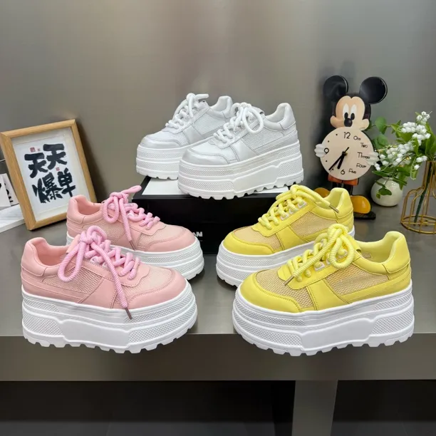 2025年新款厚底松糕透气网面时尚休闲鞋底厚8公分增高时尚