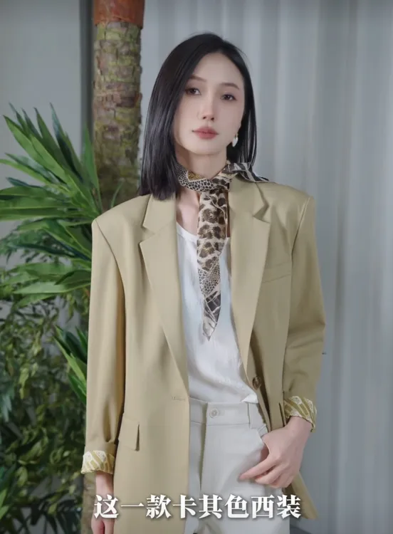 玛丝恩迪显瘦气质网红轻奢时尚西装