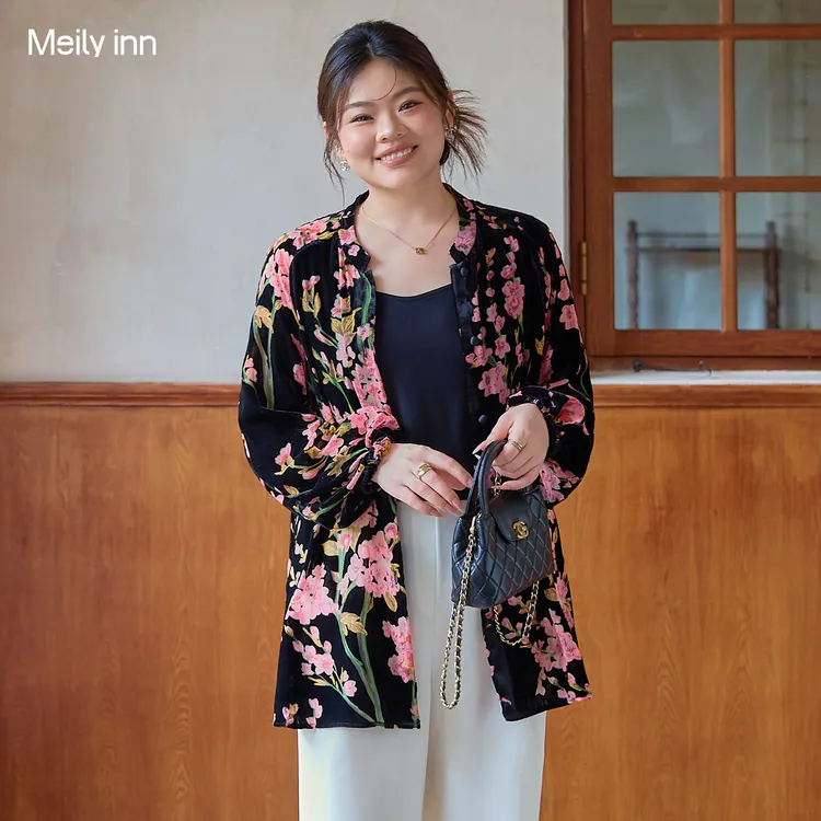 美丽客栈气质丝绒碎花衬衫2025秋季新款大码女装优雅宽松显瘦上衣