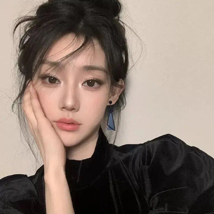 合金珐琅耳饰 日韩气质女通用饰品其它小众黑色超仙耳夹手工韩版