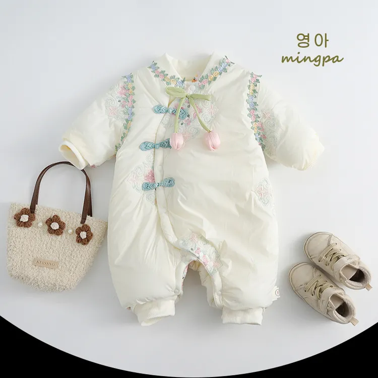 婴儿秋冬连体衣公主加绒夹棉爬服婴幼儿超萌棉服新生儿冬季外出服