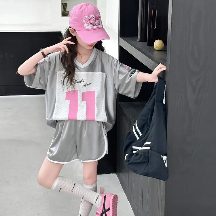 夏季女童时髦美式休闲套装中大儿童2025新款时尚宽松薄款运动球服