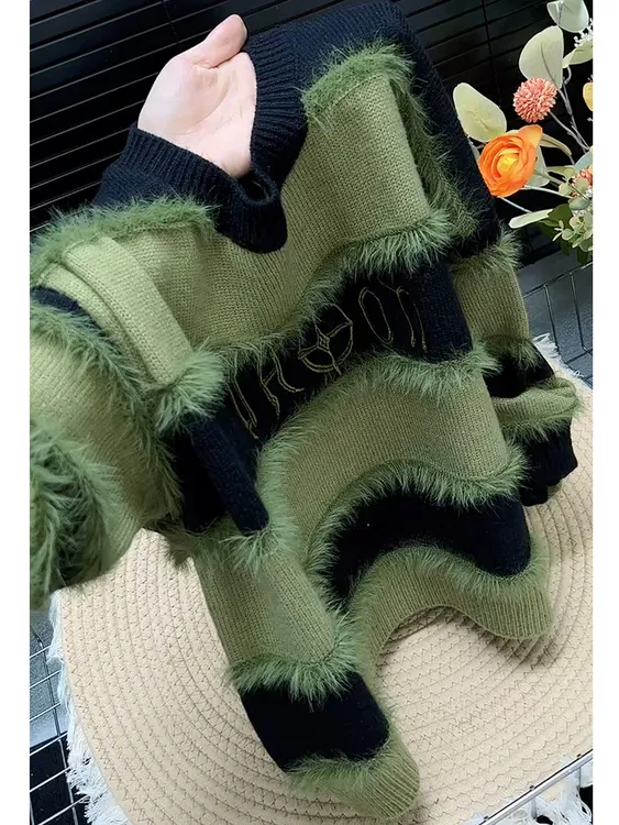 慵懒复古宽松刺绣套头毛衣女秋冬新款设计感毛绒拼接条纹针织上衣