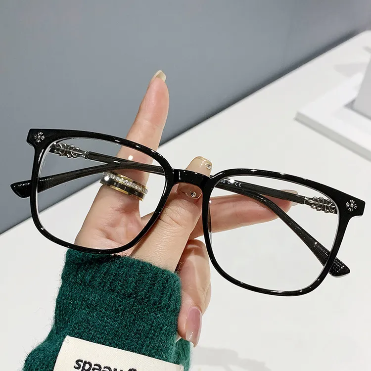 TR90新款防蓝光眼镜男女平光镜素颜超轻方圆脸显脸小黑金方框眼镜