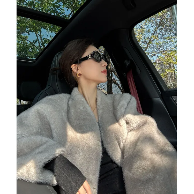 人造皮草 饭饭FANN COLLECTION 【巴黎雾】环保皮草女外套FANND101