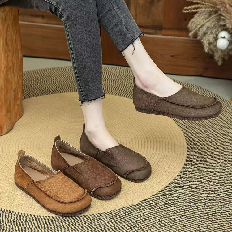 2025秋季新款牛筋底软牛皮女鞋圆头软底平底休闲百搭单鞋薄款5811