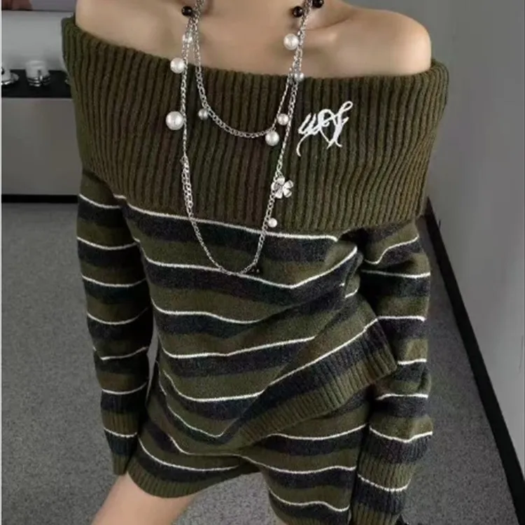 松弛风条纹一字肩针织上衣+休闲风短裤两件套女秋冬新款毛衣套装