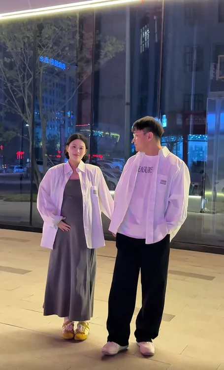 弹力宽肩带春夏连衣裙 
