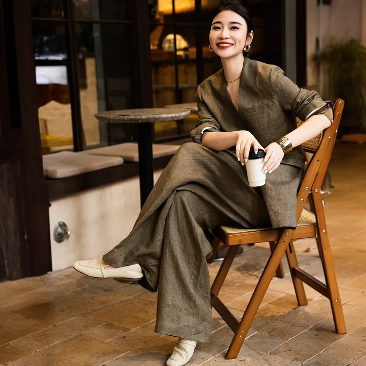 卡其色亚麻西装套装2025秋季新款高级感西服外套阔腿长裤两件套