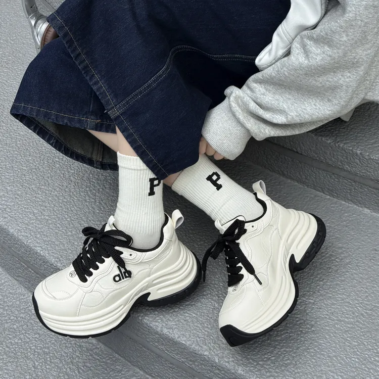 561-56冬季真皮女加绒老爹鞋潮流透气运动鞋厚底韩版百搭