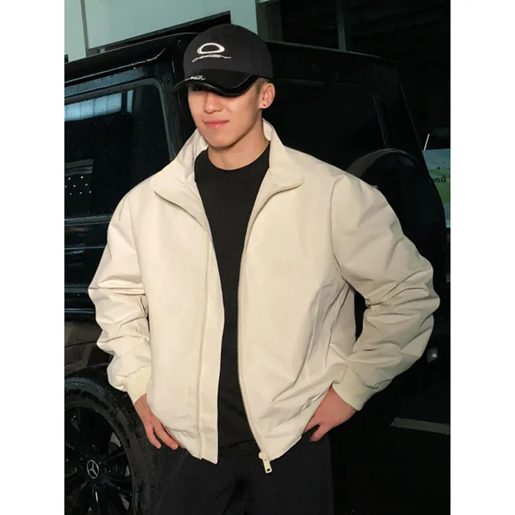 象牙白教练飞行员夹克男秋季高级感痞帅硬汉穿搭美式短款立领外套