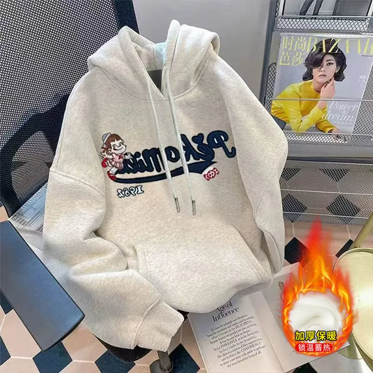 2025新款卫衣加绒女童不二家卡通绣花连帽帽衫加绒上衣长袖卫衣