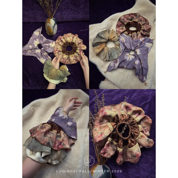 鹭青一原创 复古印花方巾大肠发圈高级感百搭发饰L25S2266NA