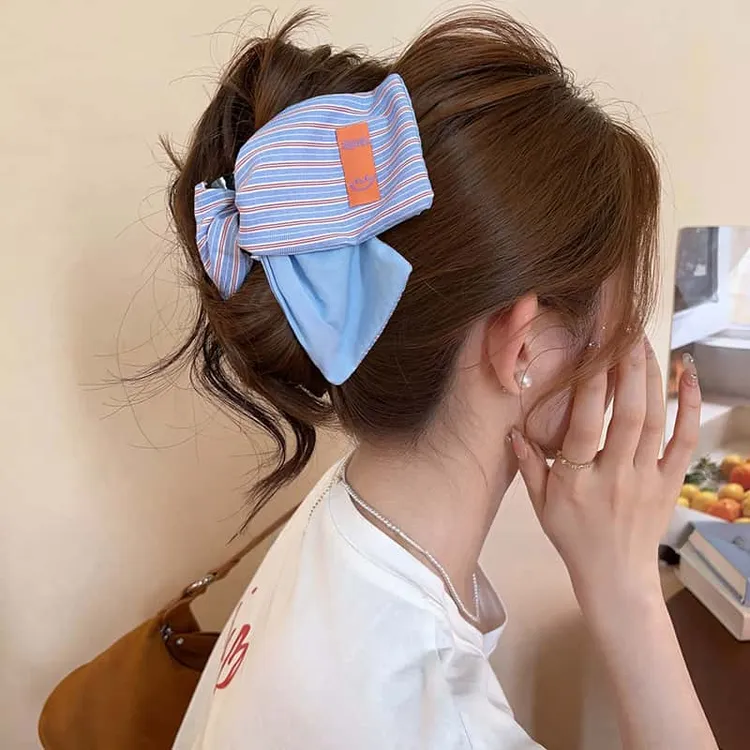 盐系布艺三角抓夹女夏季高级感鲨鱼夹2025新款大号发夹后脑勺头饰