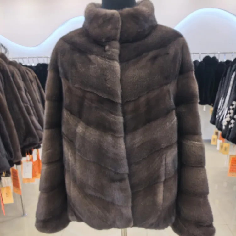 咖啡色水貂斜排工艺皮草百搭保暖外套