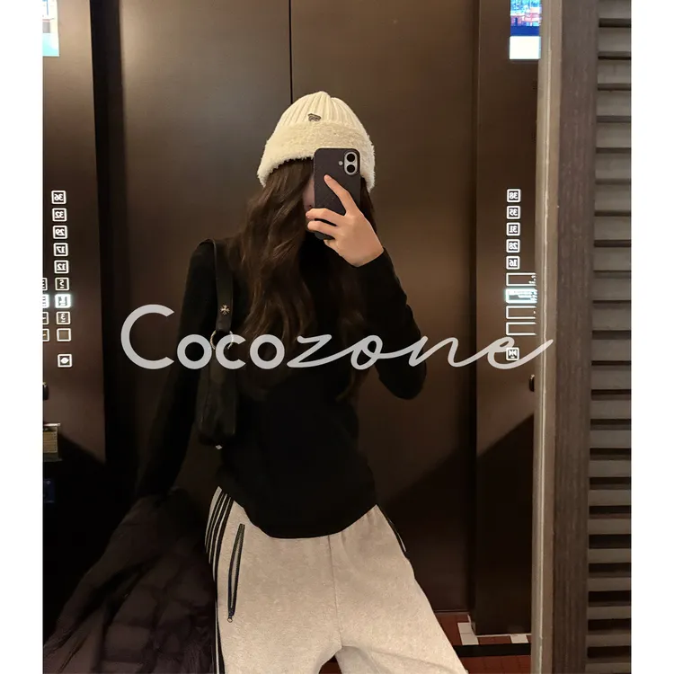 COCO ZONE 刘 一一 “小蛮腰”羊毛混纺高领拼接长袖T恤 CD2A2909