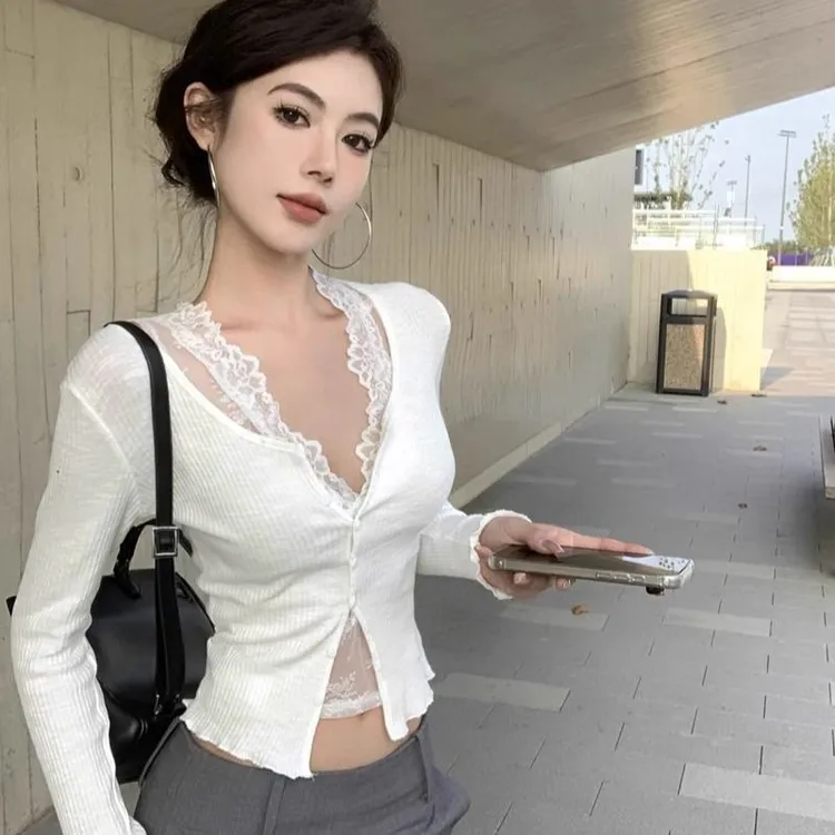 纯欲风v领开衫蕾丝背心打底衫女春秋新款修身显瘦薄款上衣i长袖辉