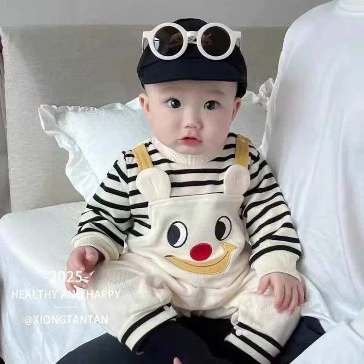 婴儿连体衣秋装新生儿男宝衣服超萌卡通大眼睛假两件长袖哈衣春秋