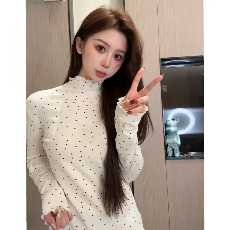 冬季加绒磨毛木耳边半高领打底衫女2025新款波点长袖T恤内搭上衣