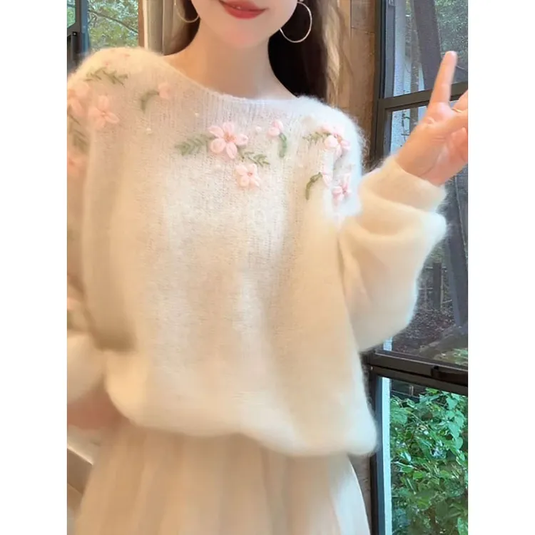 法式甜美温柔立体花朵针织毛衣女装2025秋冬新款减龄气质百搭上衣