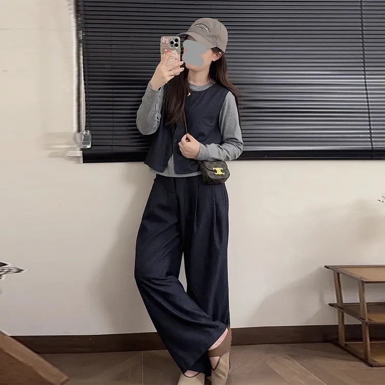 老钱风松驰感套装女2025春秋新款长袖打底衫无袖马甲阔腿裤三件套