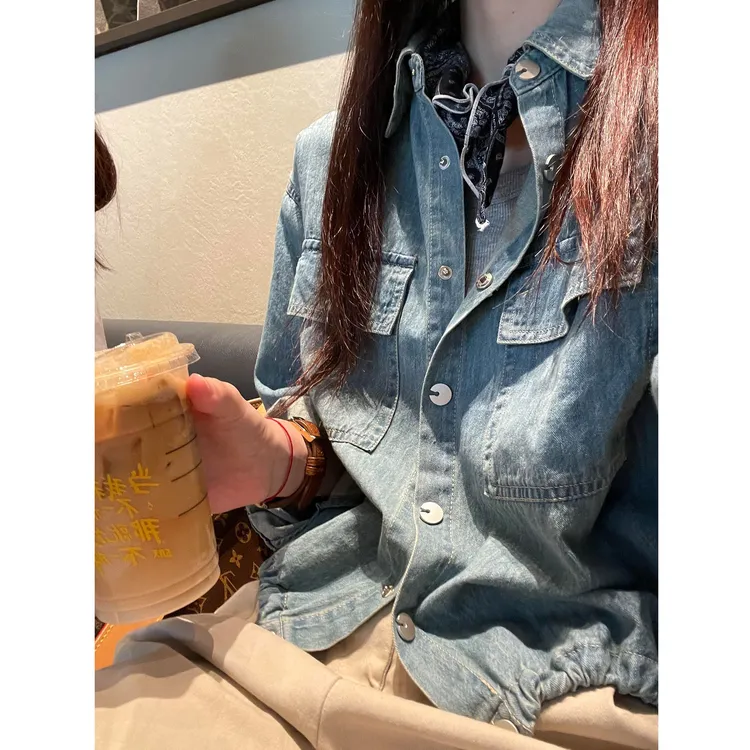 推荐！水洗复古翻领抽绳牛仔衬衫女早秋小个子短款时髦百搭外套