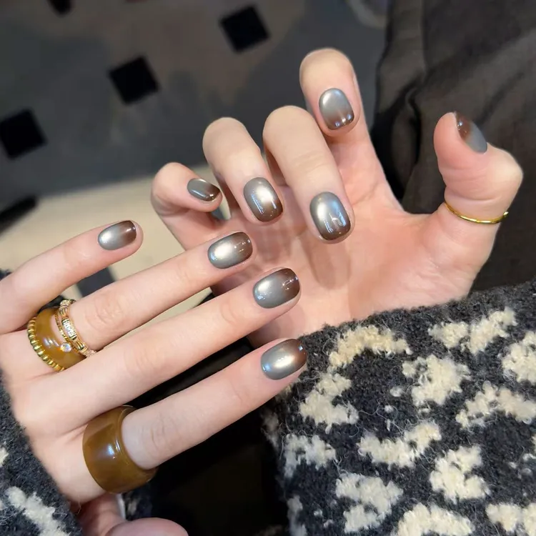 『沧海』棕蓝渐变猫眼高级显白秋2025冬纯手工穿戴甲精致美甲