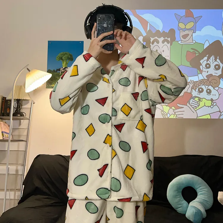 蜡笔小新睡衣男款秋冬季珊瑚绒加厚加绒大童青少年学生大码家居服