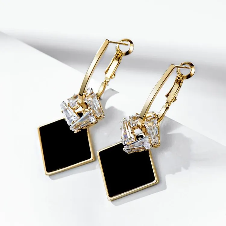 铜合金亚克力耳饰 黑色菱形耳环爆款新轻奢时尚个性气质耳饰