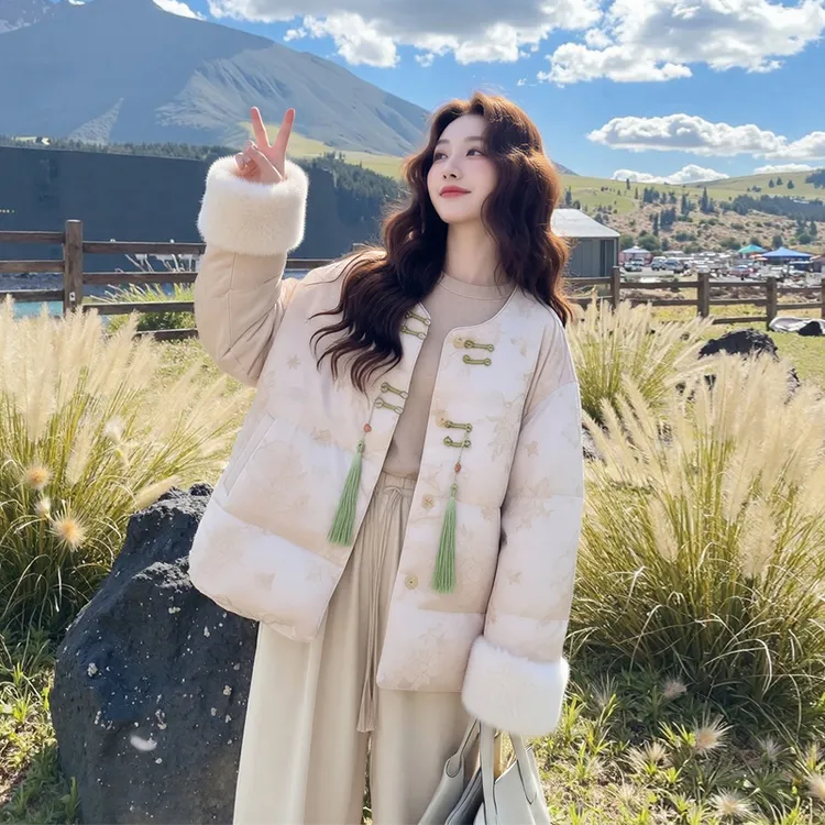  国风复古新中式提花盘扣羽绒服2025冬季新款优雅气质百搭面包服