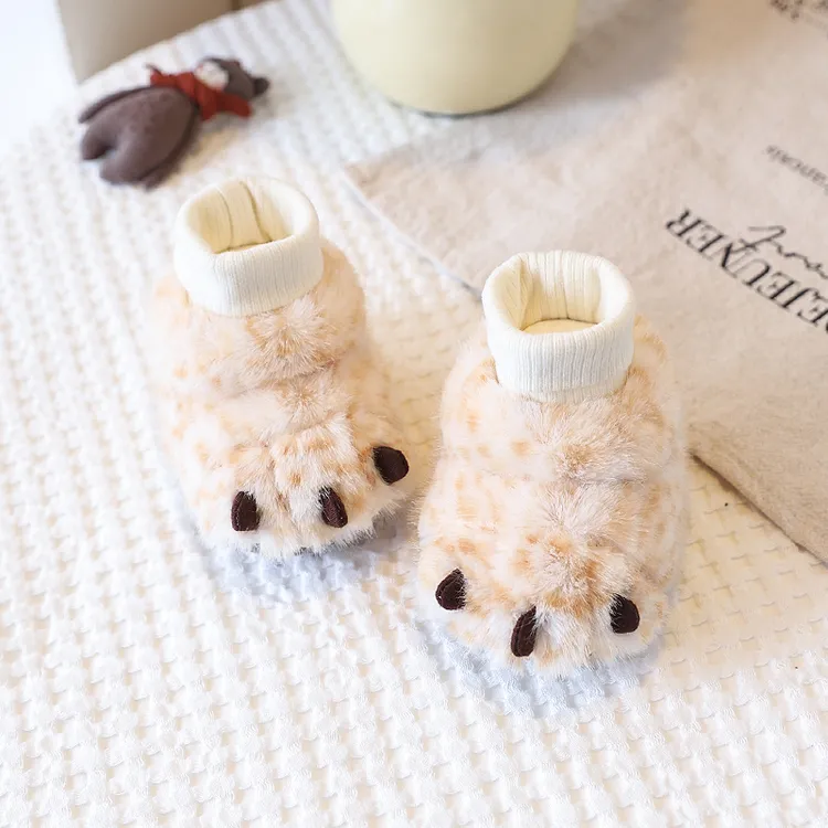 冬季婴儿鞋子软底加绒防掉6-12个月男女宝宝防滑防风外出鞋袜加厚