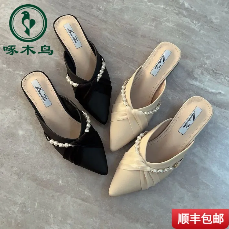 啄木鸟女士凉鞋赫本风一字带高跟鞋粗跟爆款2025女鞋平底鞋风配单