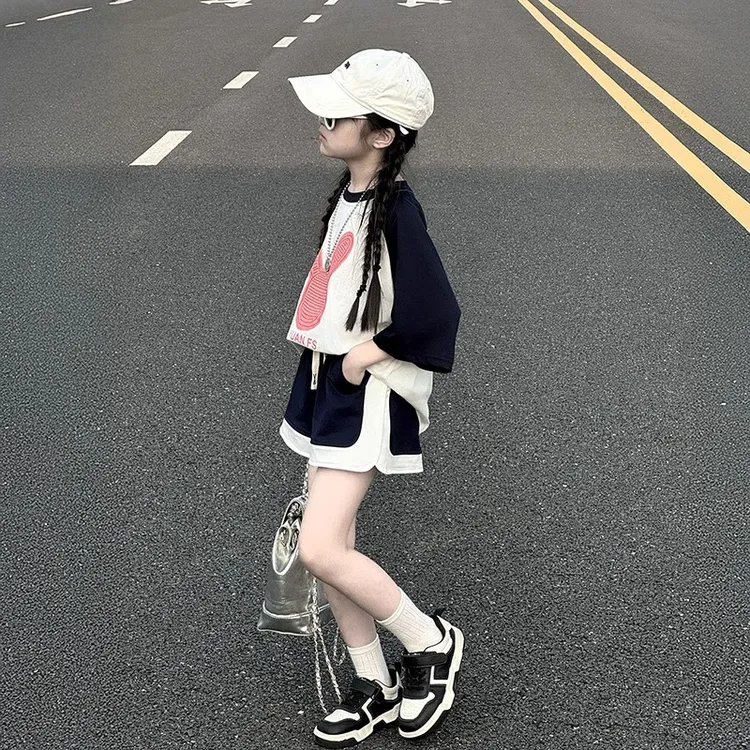 女童夏套装2025新款大童女孩时髦洋气夏装儿童休闲运动短裤两件套