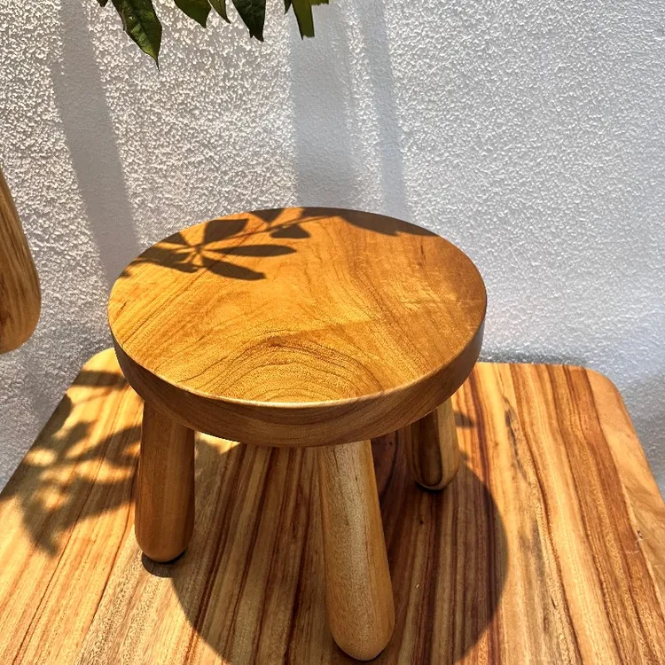 香樟木换鞋凳木板凳边几凳简约圆凳成人小孩矮凳家用木凳垫脚凳子
