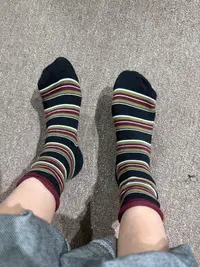 NIU ZI 拼色条纹也太有秋天的氛围感了吧！条纹控真的爱惨了~