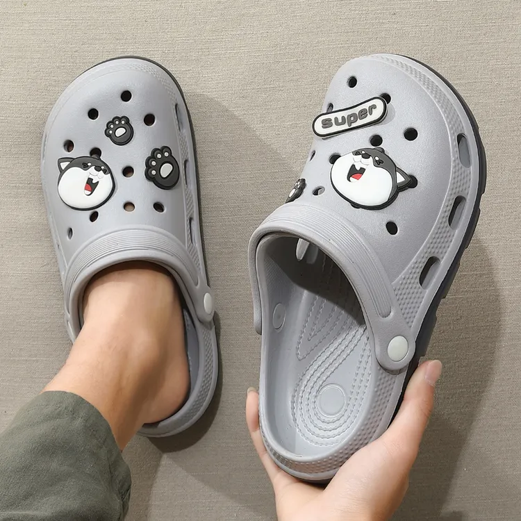 洞洞鞋男款夏季外穿2025新款厚底防滑防臭户外运动沙滩包头半凉鞋