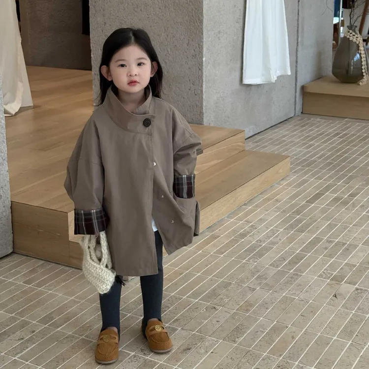 小思家女童2025秋季时尚百搭韩版立领单排扣中长款风衣打底裤套装