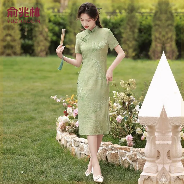 俞兆林中式旗袍新款2024少女夏季连衣裙绿色复古气质改良日常年轻